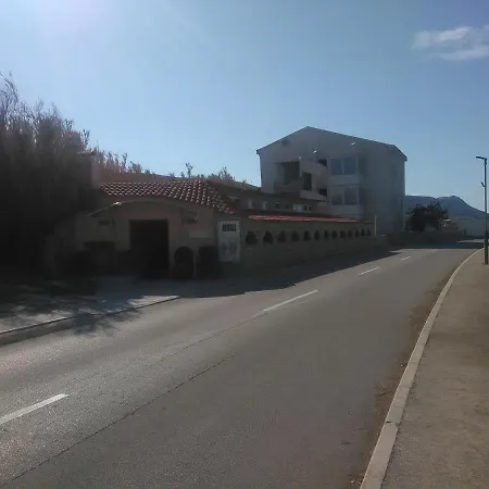 Maja Pag Town